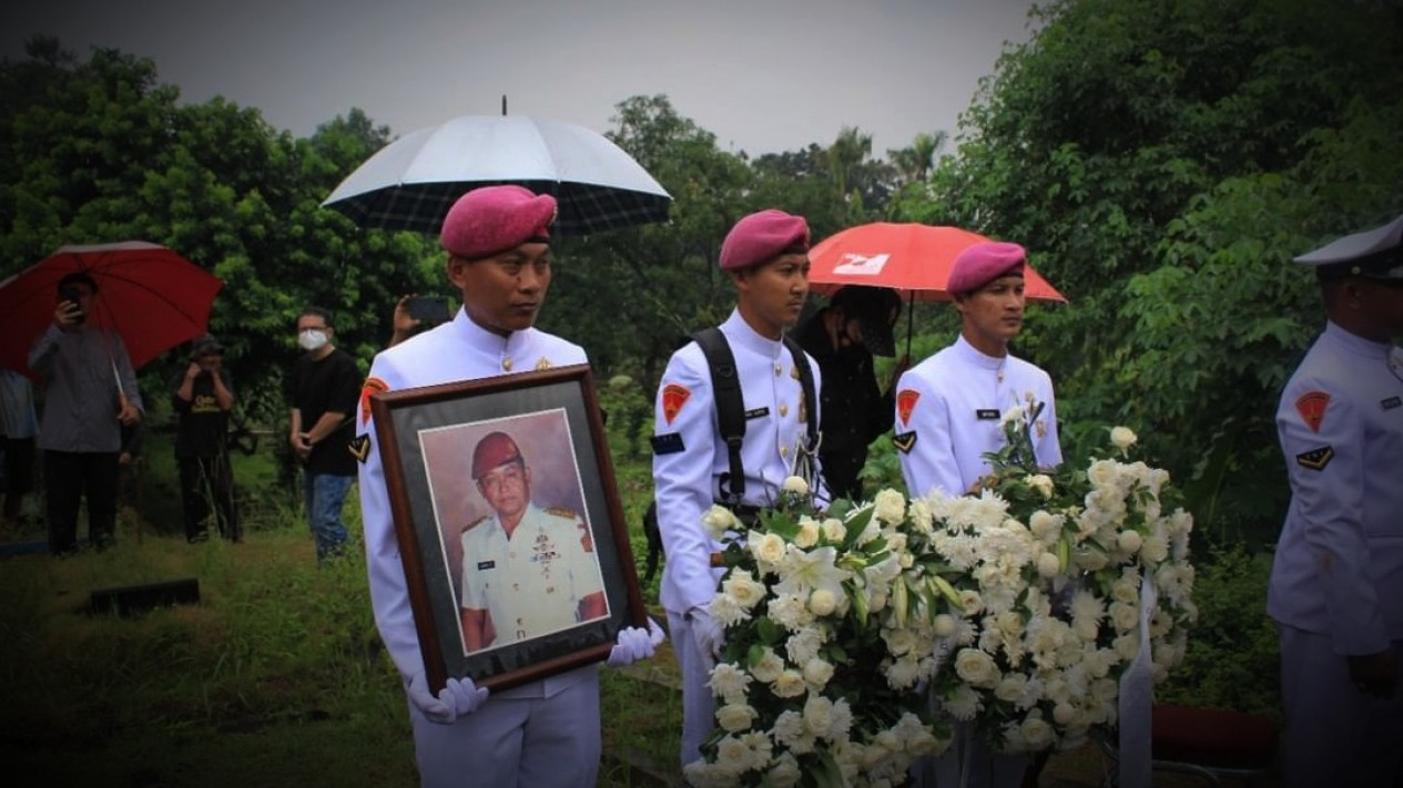 Foto Kabar Duka Marinir, Mayor Jenderal TNI Aman Sudjana Prawira ...