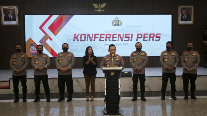 Kapolri Jenderal Listyo Sigit Prabowo, Preskon Narkoba Teddy Minahasa