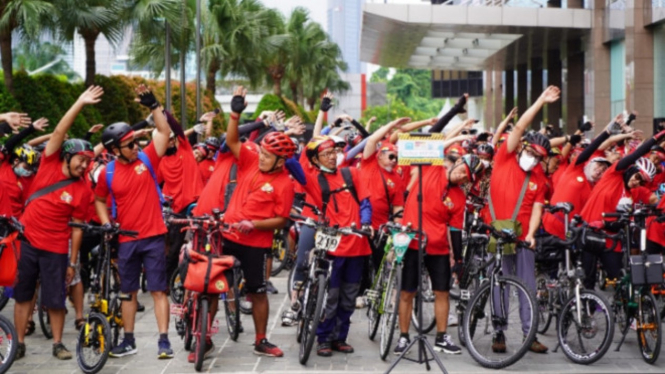 Gowes Gocapan perayaan 50 tahun Indomie. 