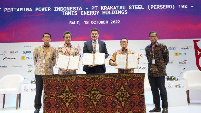 PT Pertamina Power Indonesia (Pertamina NRE), PT Krakatau Steel (Persero) Tbk dan IGNIS Energy Holding menandatangani joint study agreement (JSA) tentang Pengembangan Blue & Green Hydrogen.