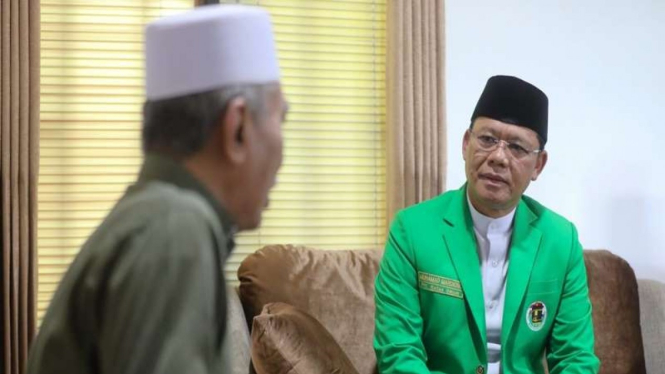 Plt Ketum PPP Muhammad Mardiono bersilaturahmi ke Tuan Guru KH M Wildan Salman