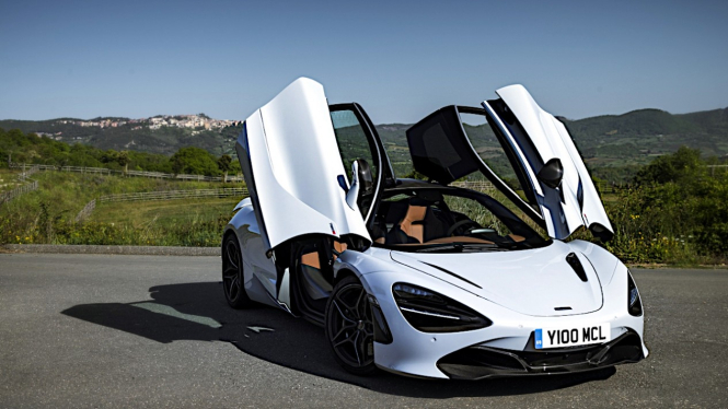 VIVA Otomotif: Supercar McLaren 720S