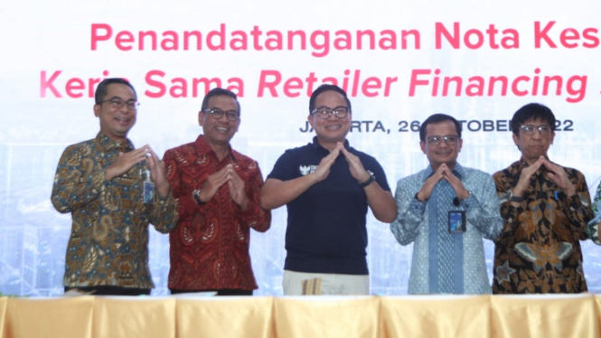 Penandatanganan Nota Kesepahaman Kerja Sama Retailer Financing Jaringan SIG