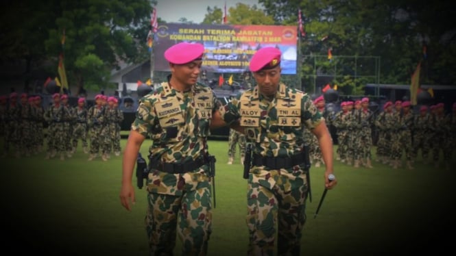 VIVA Militer: Serah terima jabatan Komandan Yonranratfib 2 Marinir