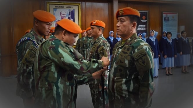VIVA Militer: Sertijab 3 perwira pejabat Kopasgat TNI.