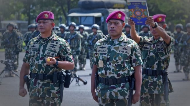 VIVA Militer: Sertijab Komandan Yonif 3 Hiu Petarung Marinir TNI.