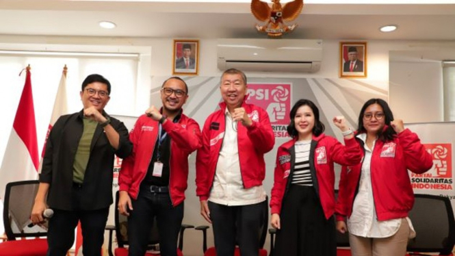 Ketua Umum Real Estate Indonesia (REI) Totok Lusida resmi bergabung ke Partai Solidaritas Indonesia (PSI).