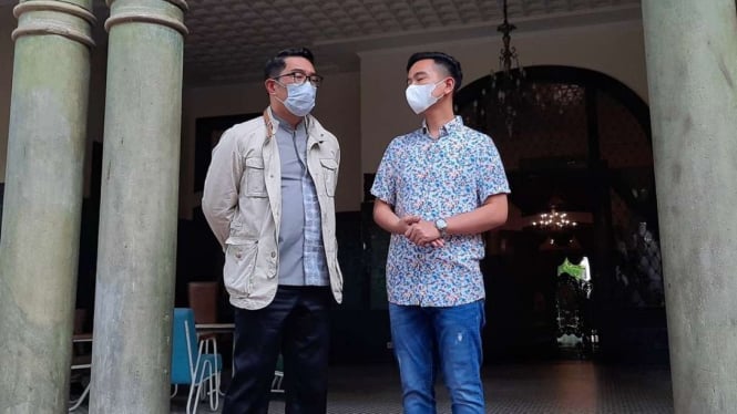 Ridwan Kamil dan Gibran di Loji Gandrung.