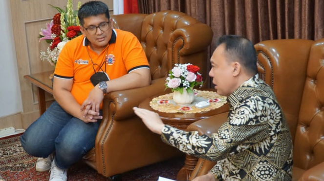 Pimpinan Pusat The Jakmania bertemu Wakil Ketua DPR RI