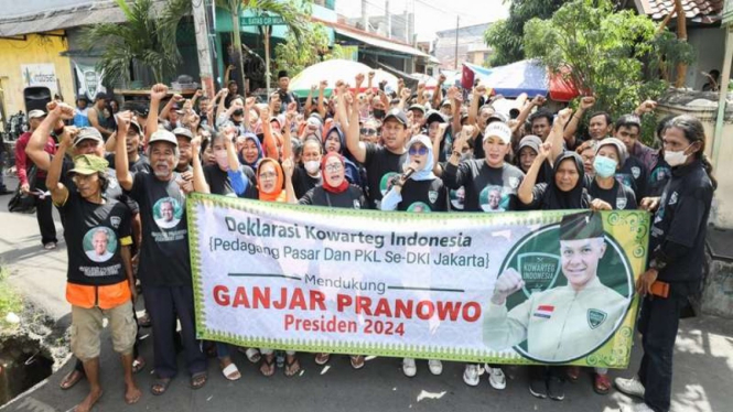 Komunitas Warteg Indonesia bersama pedagang pasar dan PKL dukung Ganjar Pranowo