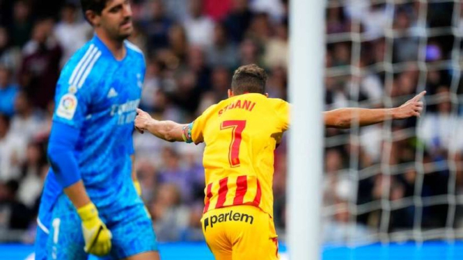 Pemain Girona, Cristhian Stuani rayakan gol ke gawang Real Madrid.