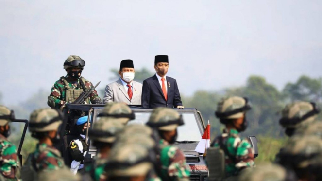 Presiden Jokowi dan Menhan Prabowo Subianto.