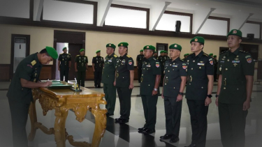 Seorang Direktur Dan 3 Pejabat Top Pusat Zeni TNI Angkatan Darat ...