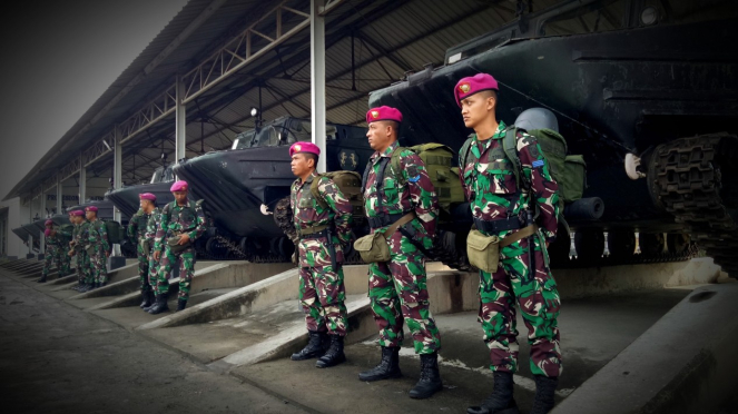 VIVA Militer: Pasukan Reaksi Cepat Korps Marinir TNI.