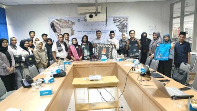 Universitas Andalas Gelar Lokakarya Pemasaran Digital Batik Minangkabau