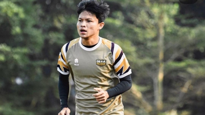 Gelandang Dewa United FC, Reksa Maulana