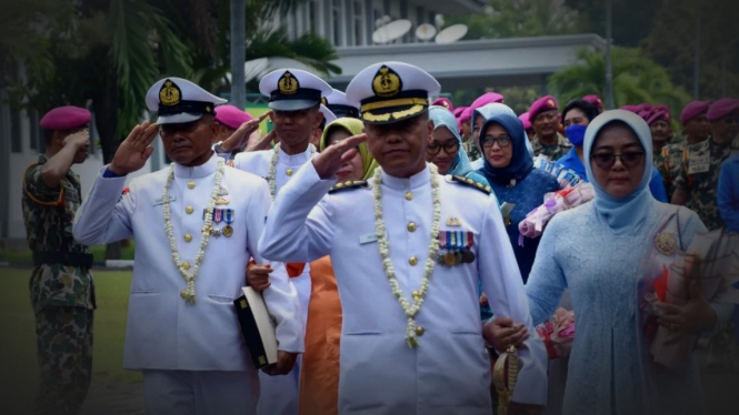 VIVA  Militer: 15 prajuri Kolatmar resmi tinggalkan TNI.