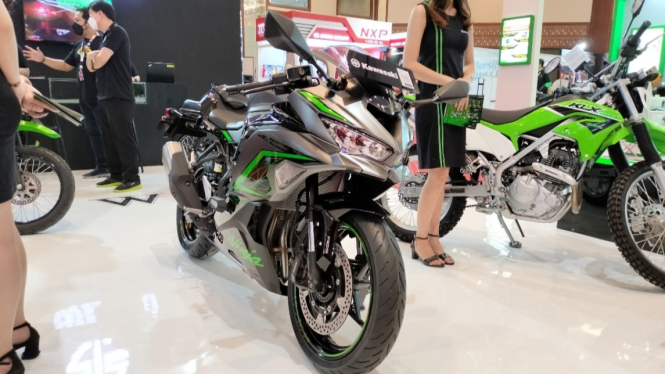 Kawasaki Ninja ZX-25RR