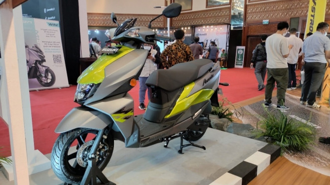 Suzuki Avisen 125 
