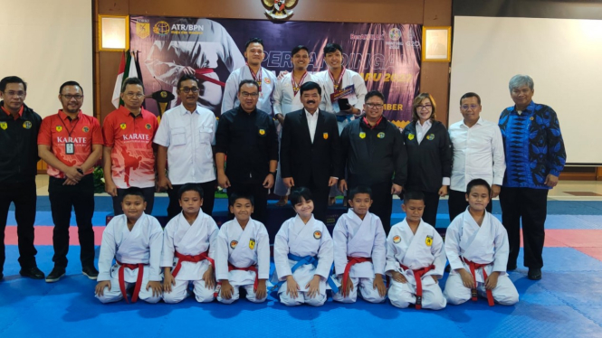 Menteri ATR/BPN, Hadi Tjahjanto membuka pertandingan Karate Hantaru 2022