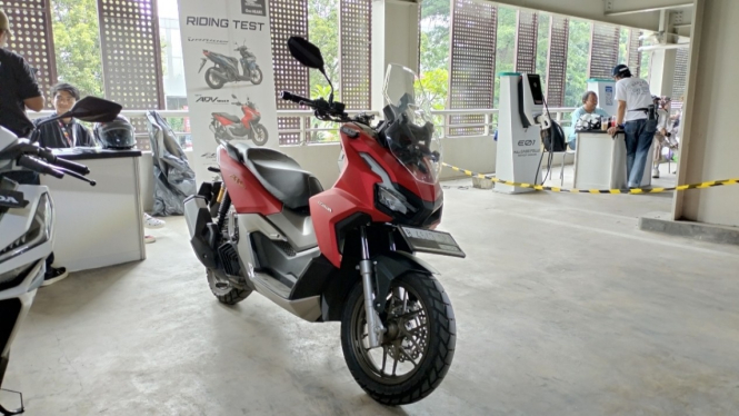 Honda ADV 160 terbaru di IMOS 2022