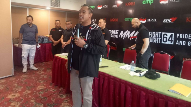 Ketua Umum KOBI Ardi Bakrie Berikan Dukungan untuk Petarung One Pride MMA