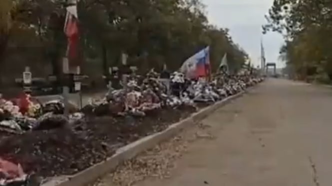 VIVA Militer: Kuburan massal tentara Rusia di Luhansk, Ukraina