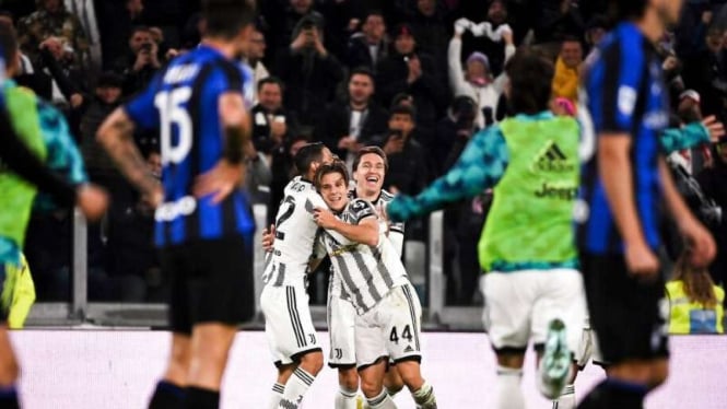 Pemain Juventus, Nicolo Fagioli rayakan gol ke gawang Inter Milan