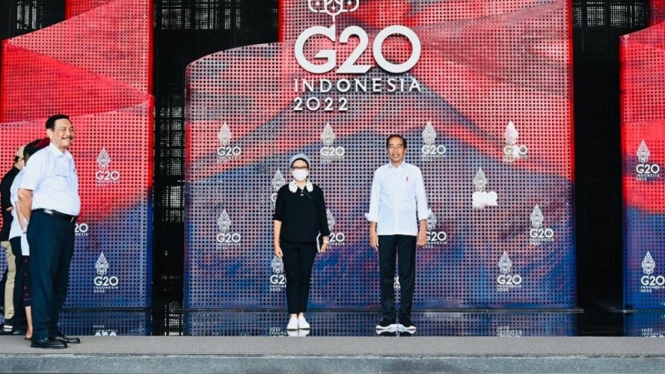 Presiden Jokowi meninjau kesiapan venue KTT G20 di Bali