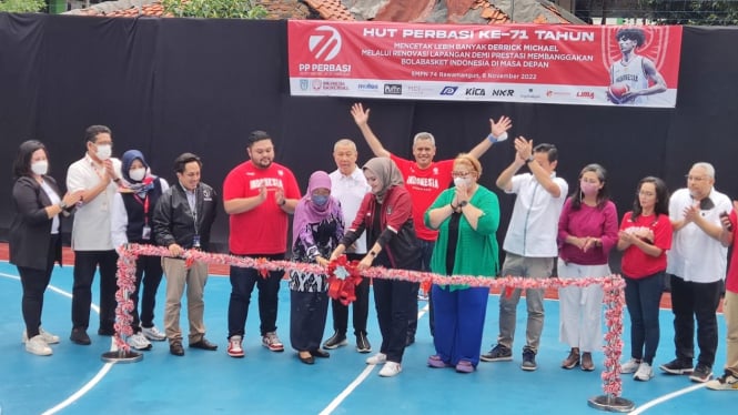 Perbasi meresmikan lapangan basket SMPN 74 Rawamangun