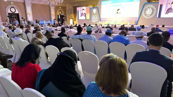 Sejumlah cendekiawan lintas agama dari 60 negara yang mewakili semua benua bertemu di konferensi Abu Dhabi Forum for Peace di Abu Dhabi, Uni Emirat Arab, Rabu, 9 November 2022.