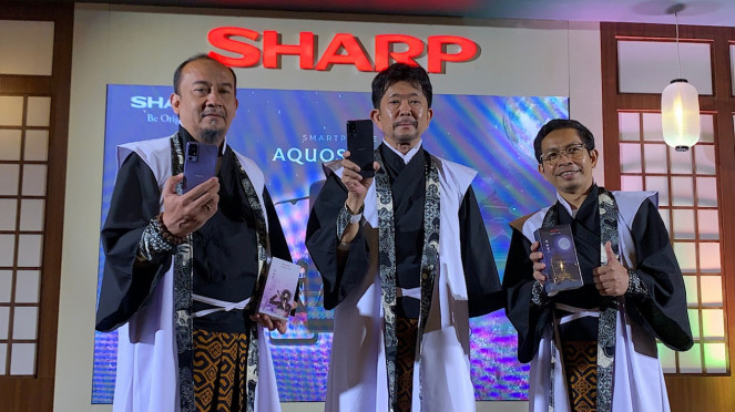 Peluncuran Sharp Aquos V6 5G.