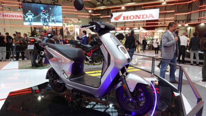 Motor listrik Honda EM1e debut di Eropa