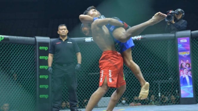 Martin Panggabean vs Apner Amik di One Pride MMA Fight Night 64 ANTV