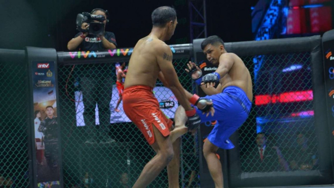Panji Addiemas vs Hadiq Akbar Malik di One Pride MMA ANTV