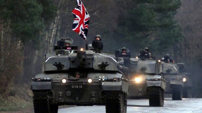 VIVA Militer: Konvoi tank Challanger 2 Angkatan Bersenjata Inggris
