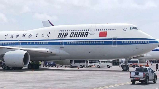 Pesawat Kepresidenan China yang membawa Presiden Xi Jinping tiba di Bali