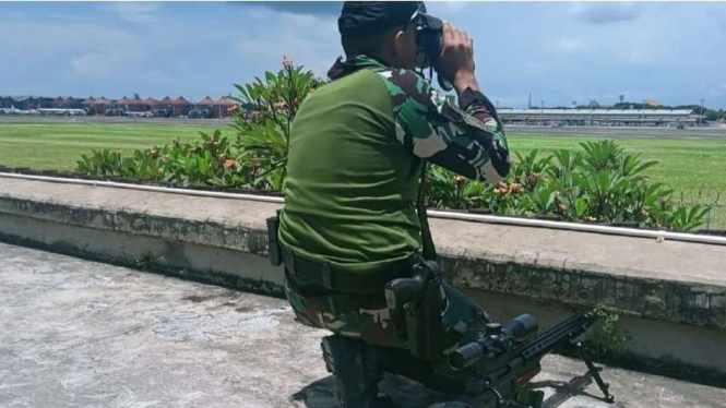 VIVA Militer: Tim Penembak Jitu Kopasgat di area Bandara I Gusti Ngurah Rai Bali