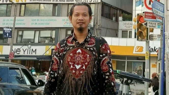 Pendiri Negara Islam Indonesia (NII) Crisis Center Ken Setiawan