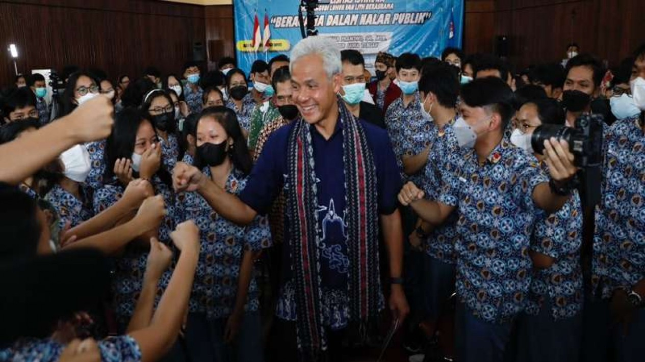 Foto Ganjar Bicara Moderasi Beragama Di Hadapan Ribuan Pelajar Magelang