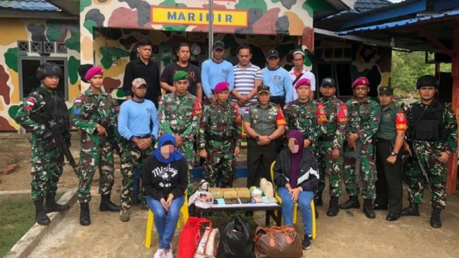 VIVA Militer: Satgas Marinir Ambalat berhasil tangkap 2 wanita pembawa sabu-sabu