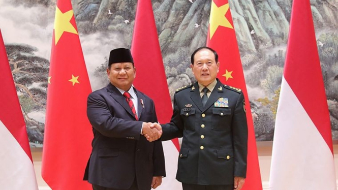 Menhan Prabowo Subianto bertemu dengan Menteri Pertahanan China Wei Feng He.