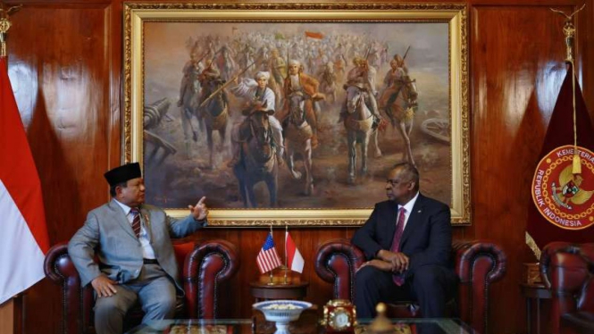 VIVA Militer: Prabowo bertemu dengan Menhan AS Lloyd J. Austin di Kemhan RI