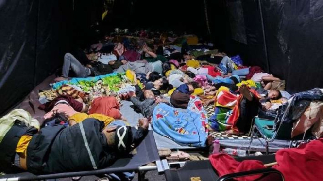 Markas Polres Cianjur jadi Tempat Warga Korban Gempa Bumi Mengungsi