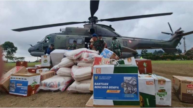 VIVA Militer: TNI AU kirim bantuan untuk korban gempa bumi Cianjur
