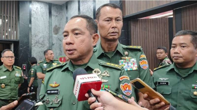 VIVA Militer: Wakasad Letjen TNI Agus Subiyanto di Mabesad