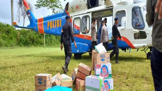 Polri kirimkan bantuan untuk korban gempa Cianjur pakai helikopter