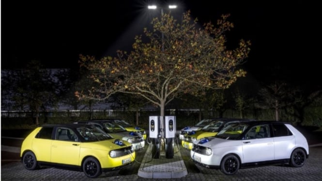 Honda hadirkan teknologi dalam pengisian daya mobil listrik