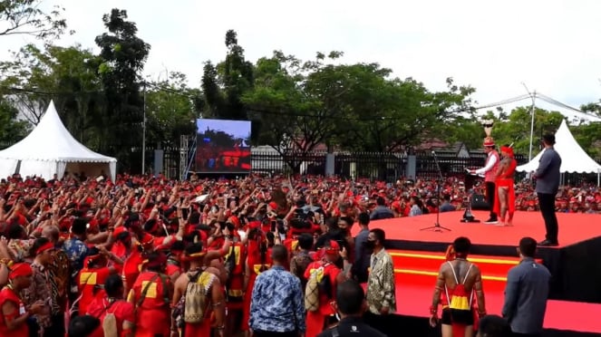 Peresmian Pembukaan Bahaupm Bide Bahana Tariu Borneo BangkuleRajakng, Pontianak