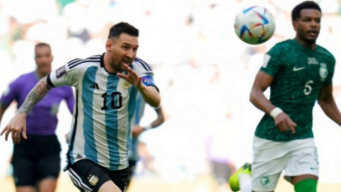 Pertandingan antara Timnas Argentina vs Arab Saudi di Piala Dunia 2022 (AP Photo/Ricardo Mazalan)